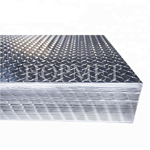 Лист алюминиевый 4х1500х3000 EU, рифление квинтет, марка АМГ2Н2 Р в Тюмене цена